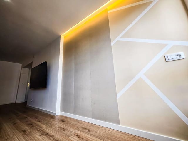 1 sypialnia Mieszkanie na sprzedaż w Benidorm z basenem - 139 000 € (Ref: 9427349)