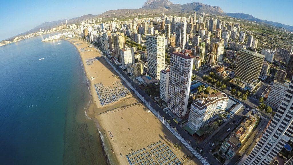 1 makuuhuone Huoneisto myytävänä paikassa Benidorm mukana uima-altaan - 300 000 € (Ref: 9450306)