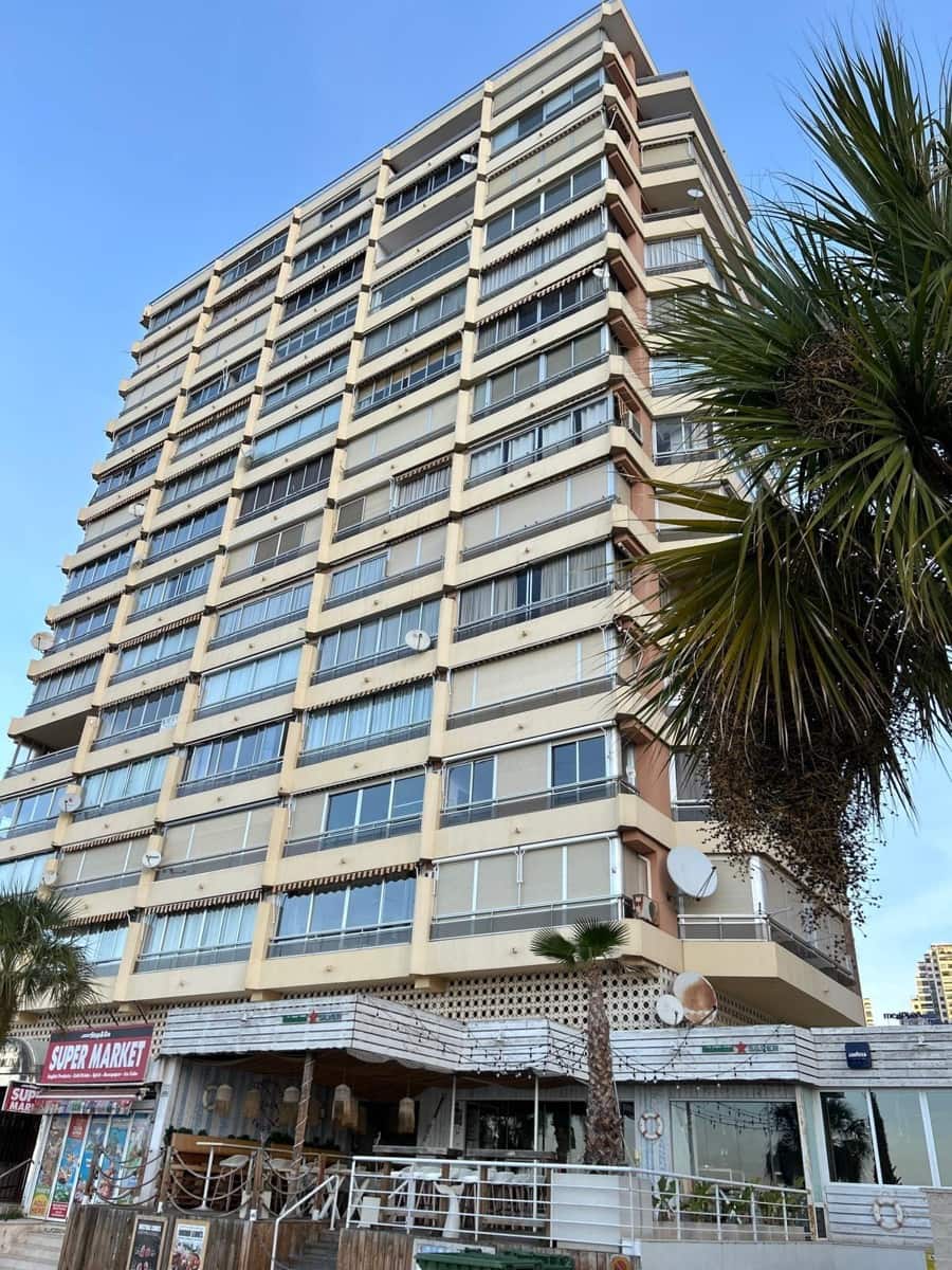 1 makuuhuone Huoneisto myytävänä paikassa Benidorm mukana uima-altaan - 300 000 € (Ref: 9450306)