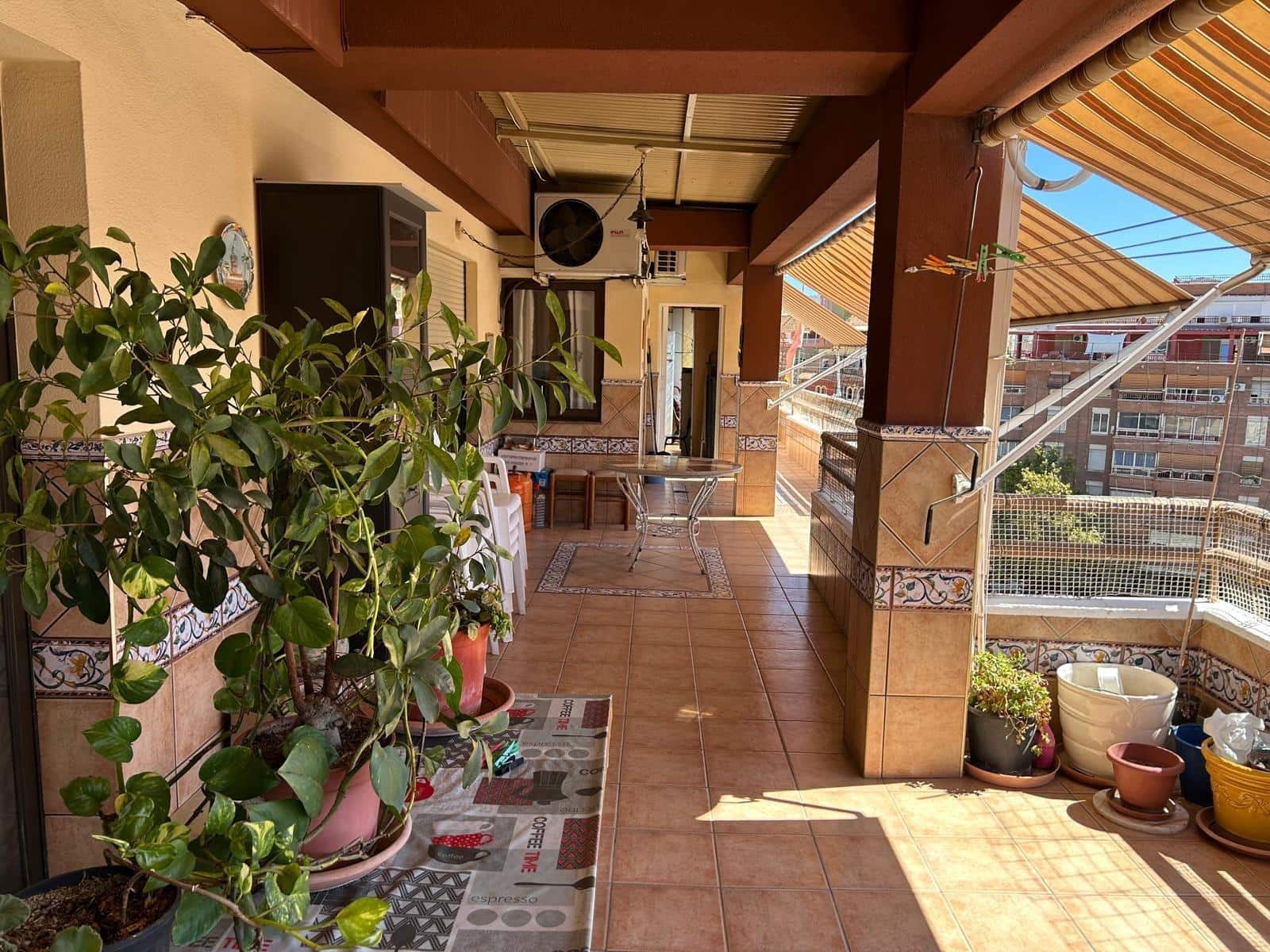 3 chambre Penthouse à vendre à Benidorm avec garage - 400 000 € (Ref: 9462471)