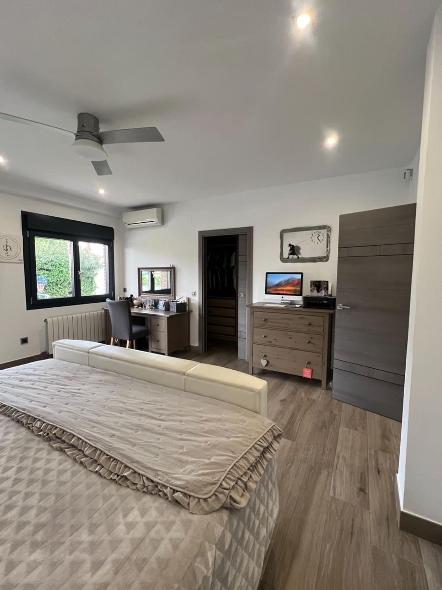 5 quarto Moradia para venda em Benidorm com piscina garagem - 950 000 € (Ref: 9513511)