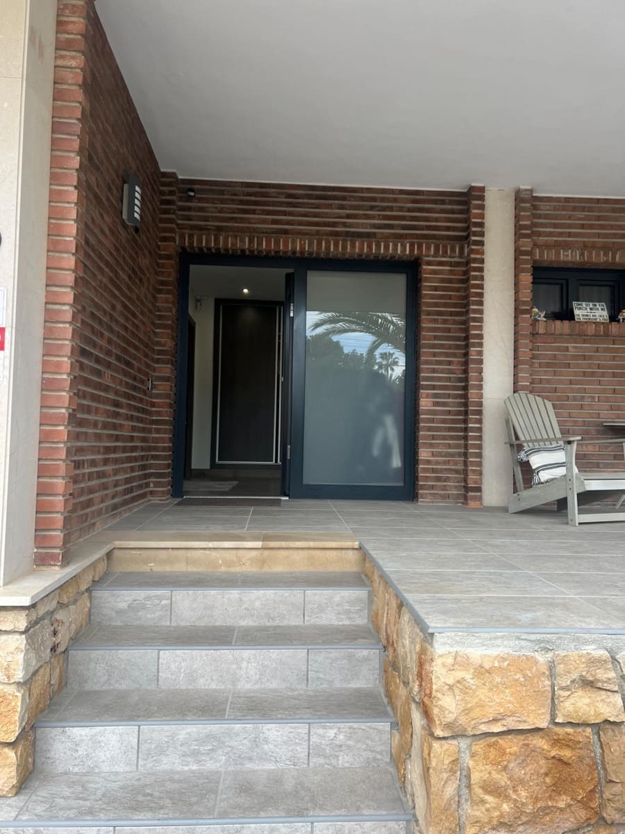 5 quarto Moradia para venda em Benidorm com piscina garagem - 950 000 € (Ref: 9513511)