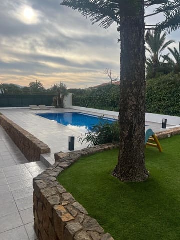 5 sypialnia Willa na sprzedaż w Benidorm z basenem garażem - 950 000 € (Ref: 9513511)