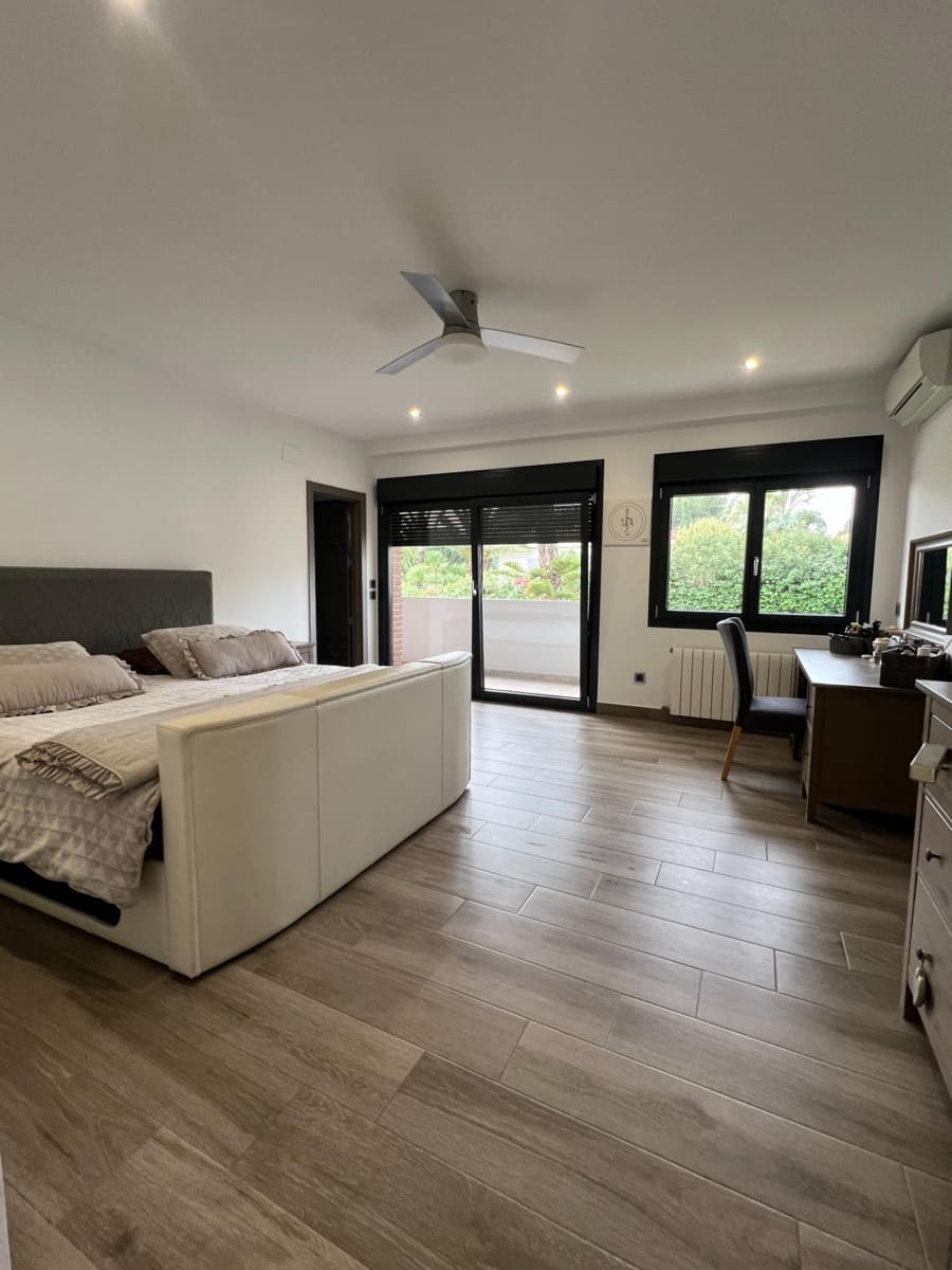 5 soveværelse Villa til salg i Benidorm med swimmingpool garage - € 950.000 (Ref: 9513511)