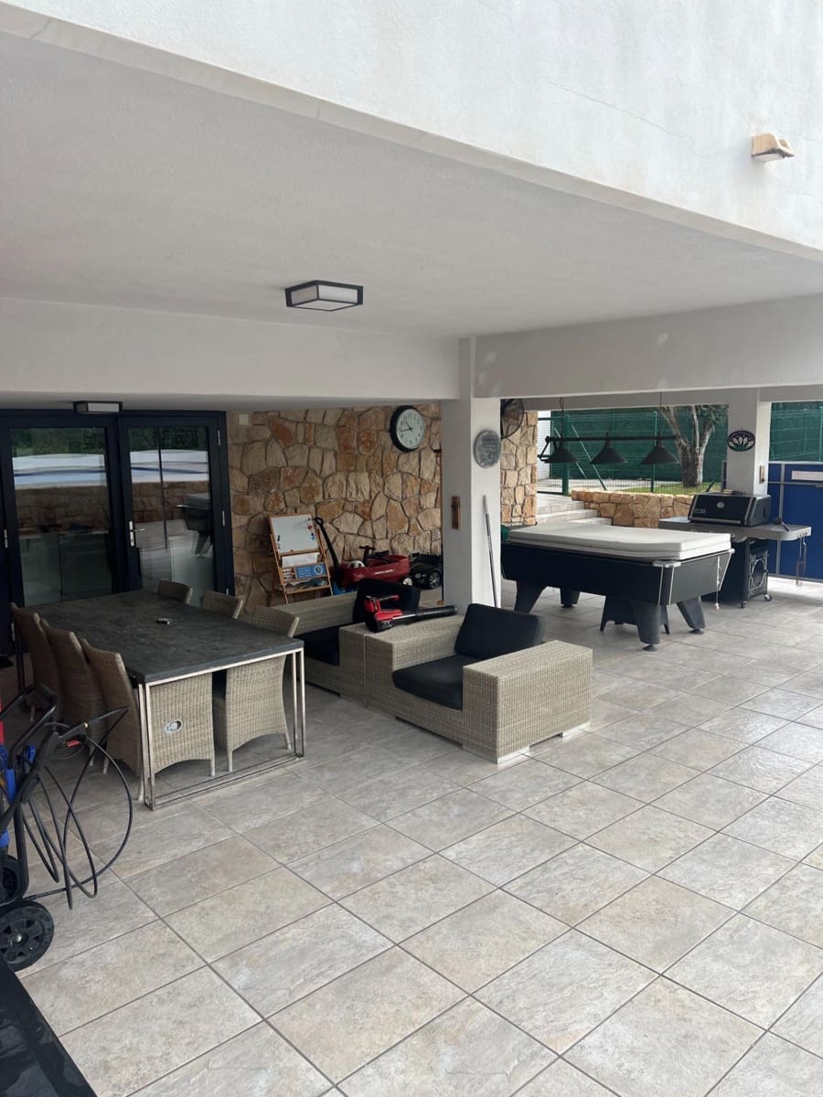 5 soveværelse Villa til salg i Benidorm med swimmingpool garage - € 950.000 (Ref: 9513511)