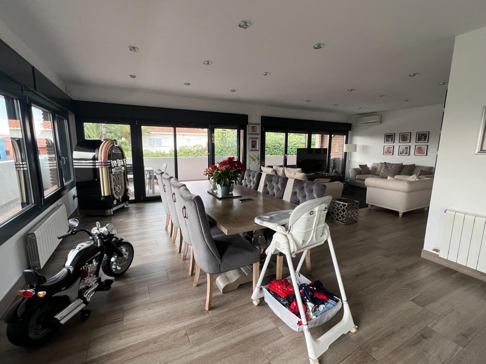 5 soveværelse Villa til salg i Benidorm med swimmingpool garage - € 950.000 (Ref: 9513511)