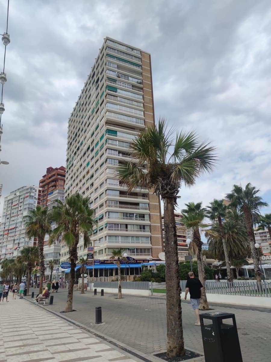 3 soveværelse Lejlighed til salg i Benidorm med swimmingpool garage - € 680.000 (Ref: 9530807)