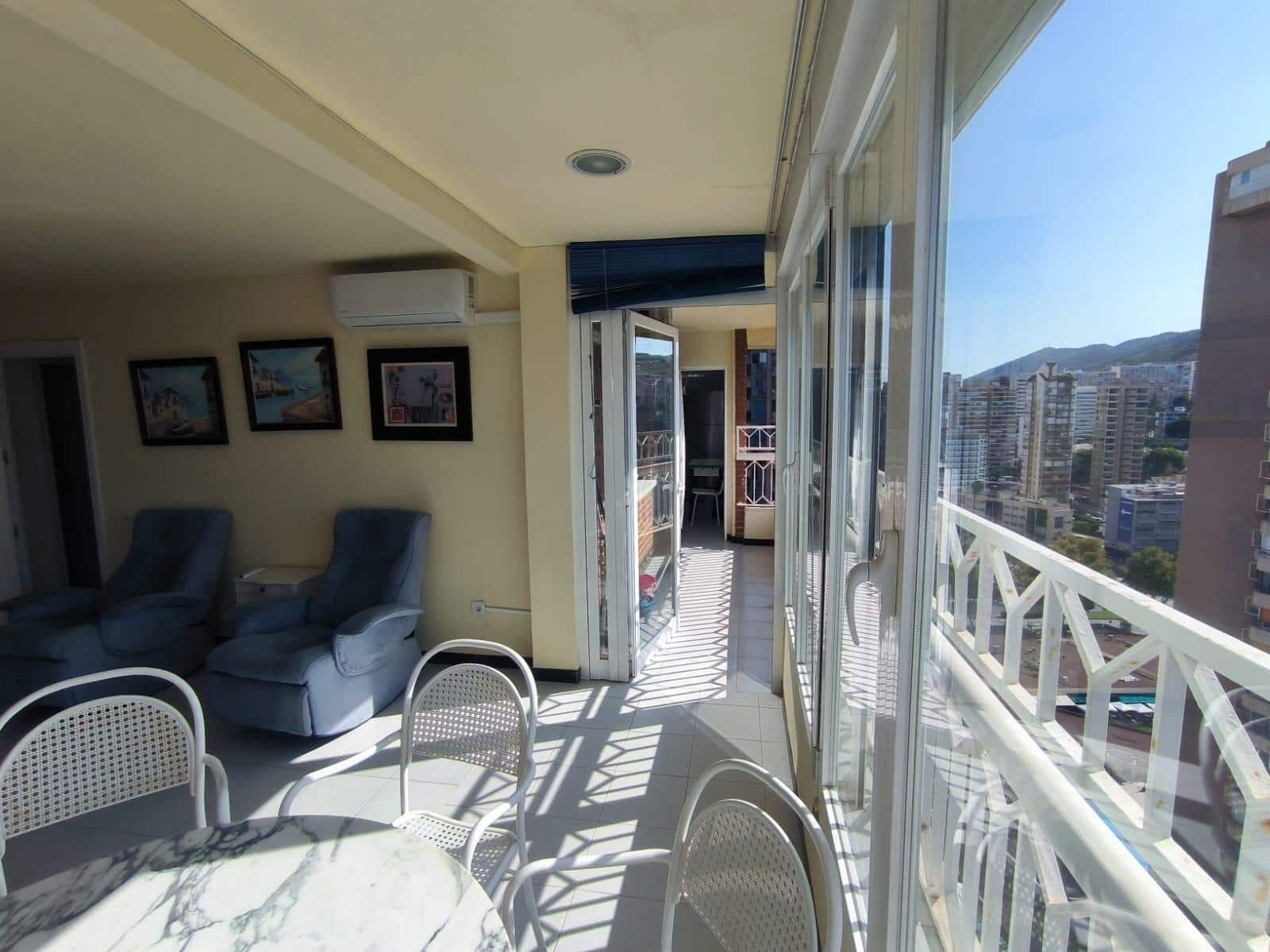 3 soveværelse Lejlighed til salg i Benidorm med swimmingpool garage - € 680.000 (Ref: 9530807)