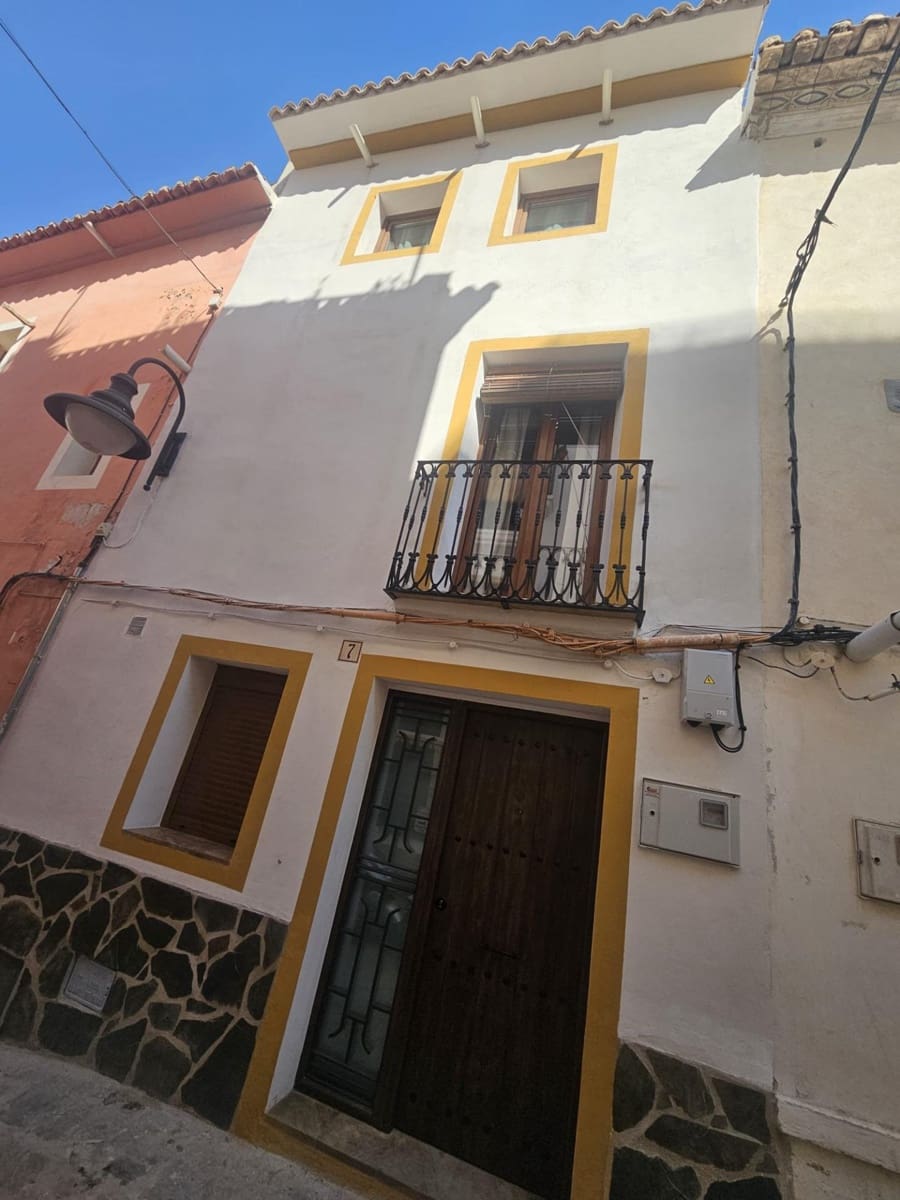 4 makuuhuone Omakotitalo myytävänä paikassa Finestrat - 320 000 € (Ref: 9530808)