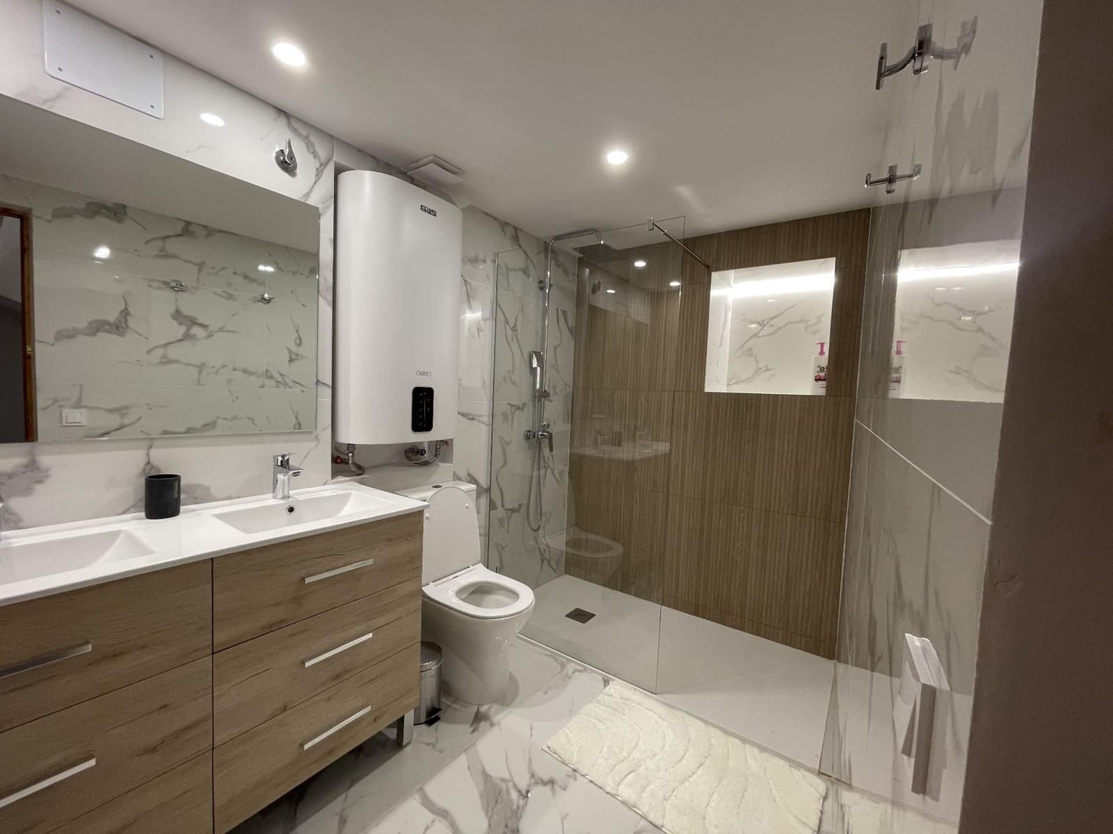 4 makuuhuone Omakotitalo myytävänä paikassa Finestrat - 320 000 € (Ref: 9530808)