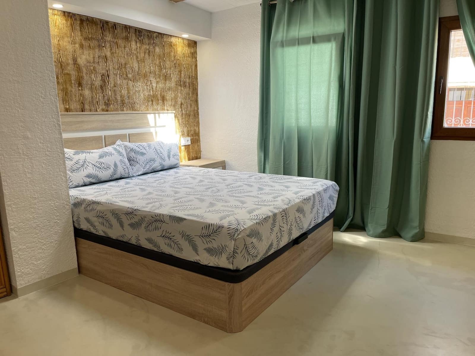 4 makuuhuone Omakotitalo myytävänä paikassa Finestrat - 320 000 € (Ref: 9530808)