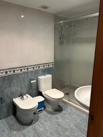 2 sovrum Lägenhet till salu i Benidorm med pool - 298 000 € (Ref: 9561985)