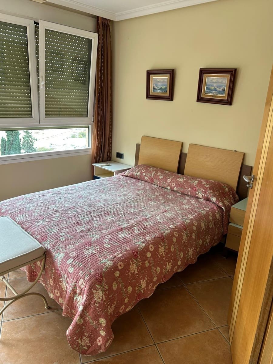 2 sovrum Lägenhet till salu i Benidorm med pool - 298 000 € (Ref: 9561985)