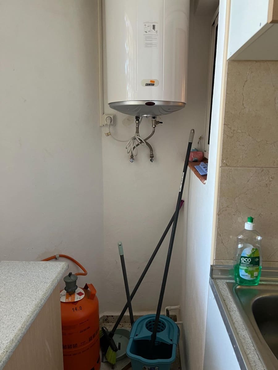 Appartement de 1 chambre à louer à Benidorm avec piscine garage - 850 € (Ref: 9596301)