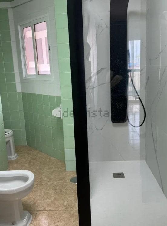 4 slaapkamer Flat te koop in Benidorm met garage - € 550.000 (Ref: 9596302)