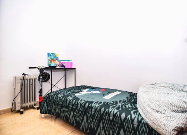 1 bedroom Apartment for sale in Polop with pool - € 132,000 (Ref: 9596303)