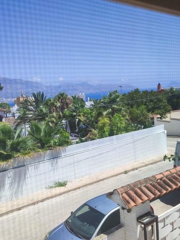 3 slaapkamer Rijtjeshuis te koop in Alfaz del Pi / L'Alfàs del Pi met garage - € 660.000 (Ref: 9630158)