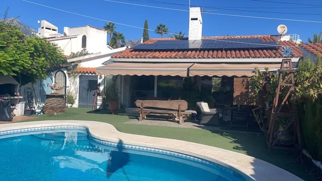 3 soveværelse Rækkehus til salg i La Nucia med swimmingpool garage - € 299.250 (Ref: 9634422)