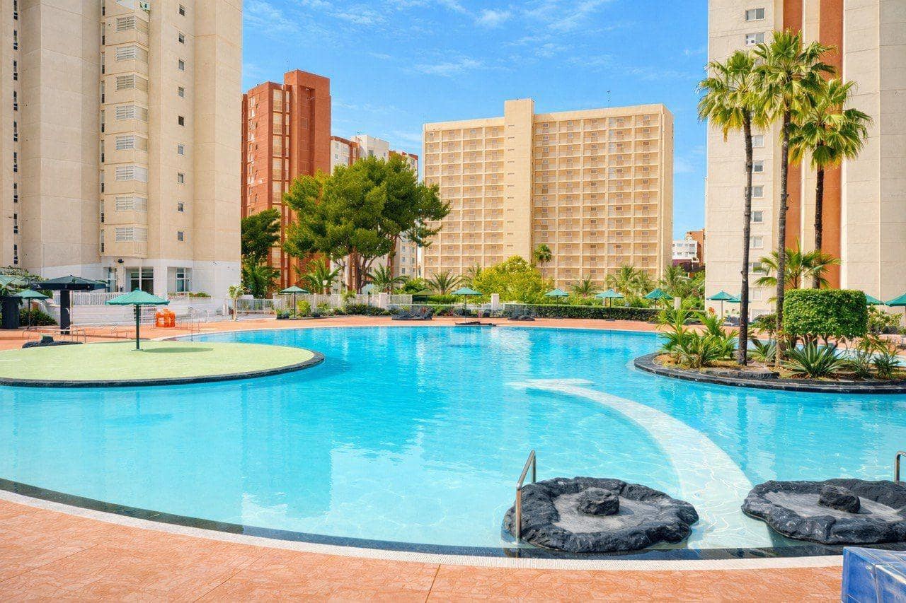 2 makuuhuone Asunto myytävänä paikassa Benidorm mukana uima-altaan - 287 000 € (Ref: 9659556)