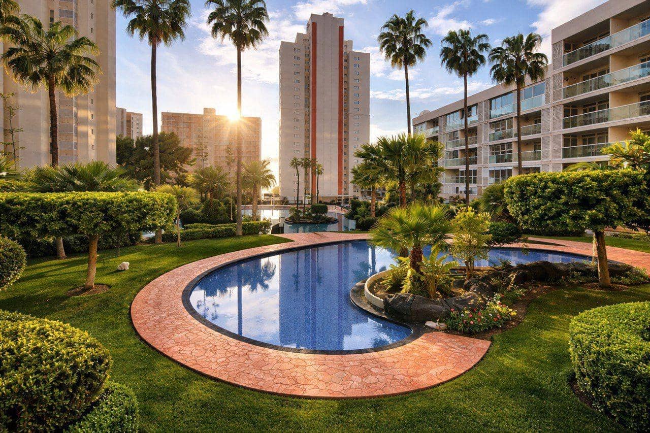 2 makuuhuone Asunto myytävänä paikassa Benidorm mukana uima-altaan - 287 000 € (Ref: 9659556)