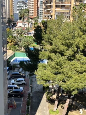 Piso de 3 habitaciones en Centro Urbano, Benidorm en venta con piscina garaje - 273.000 € (Ref: 9666699)