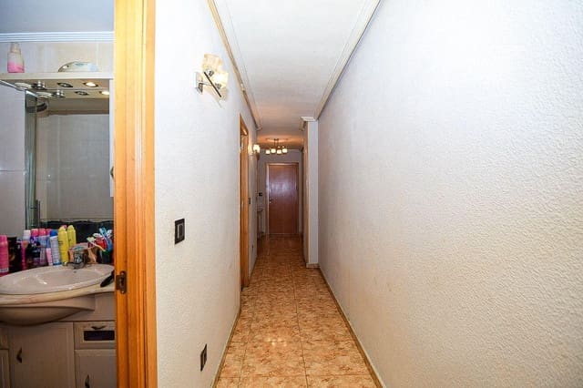 3 slaapkamer Flat te koop in Benidorm - € 269.000 (Ref: 9666700)