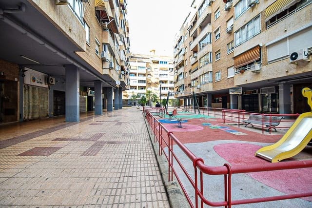3 slaapkamer Flat te koop in Benidorm - € 269.000 (Ref: 9666700)