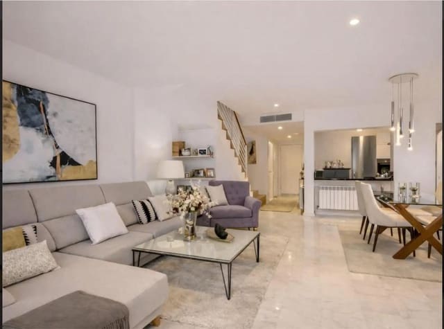 3 quarto Apartamento para venda em Finestrat com piscina - 525 000 € (Ref: 9679956)