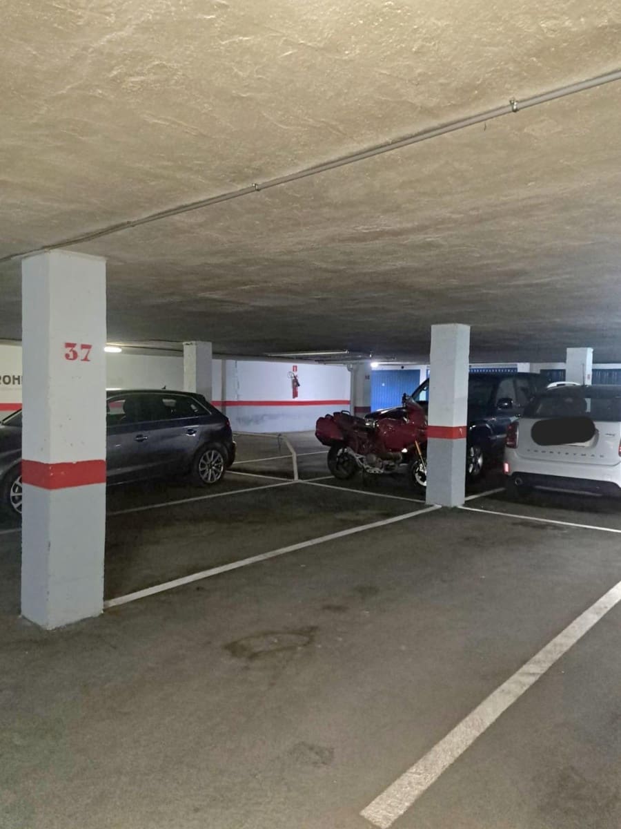 4 soveværelse Lejlighed til salg i Benidorm med swimmingpool - € 495.000 (Ref: 9686566)