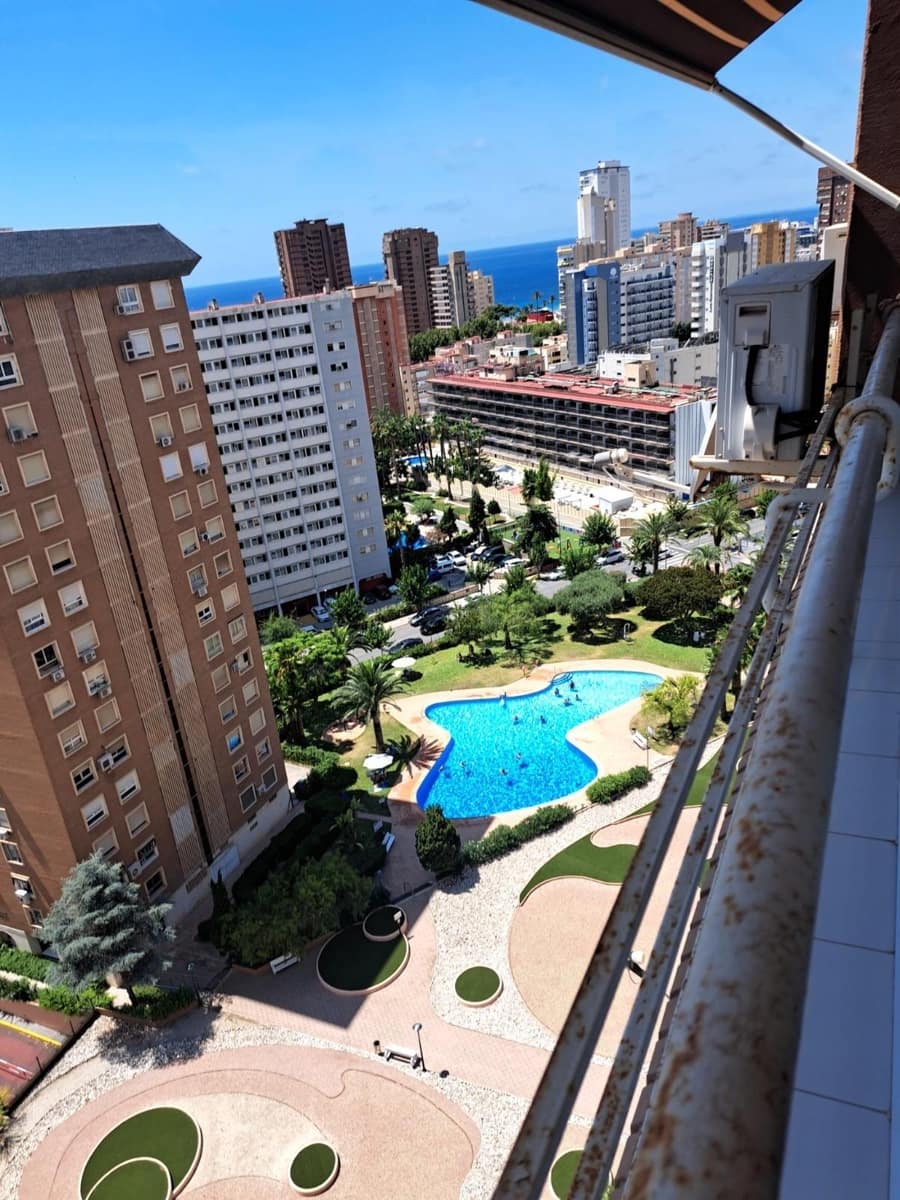 4 soveværelse Lejlighed til salg i Benidorm med swimmingpool - € 495.000 (Ref: 9686566)