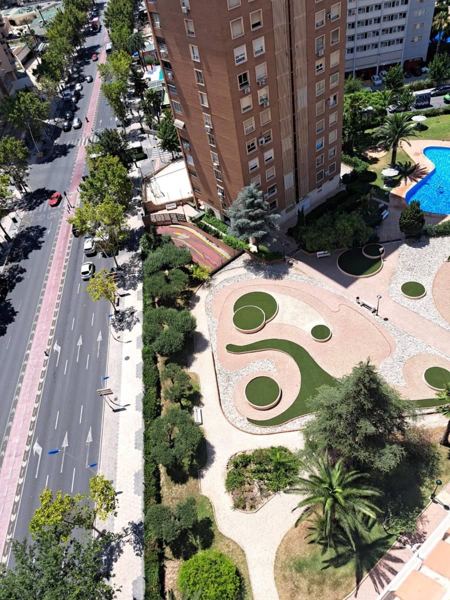 4 soveværelse Lejlighed til salg i Benidorm med swimmingpool - € 495.000 (Ref: 9686566)