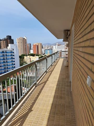 3 sovrum Lägenhet till salu i Benidorm med pool - 330 000 € (Ref: 9686567)