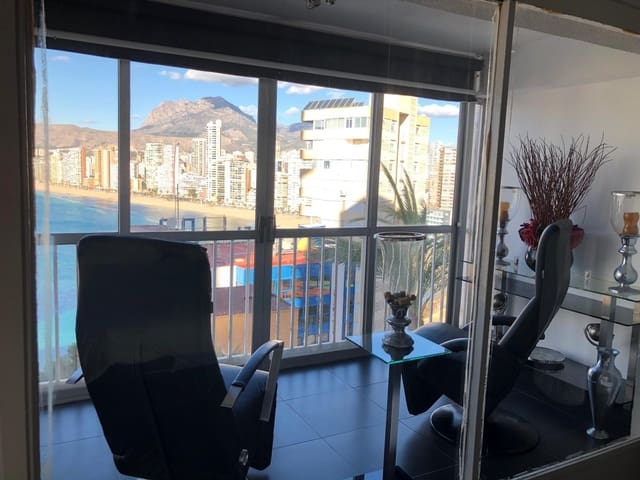 1 soveværelse Lejlighed til salg i Benidorm med swimmingpool garage - € 205.000 (Ref: 9686568)