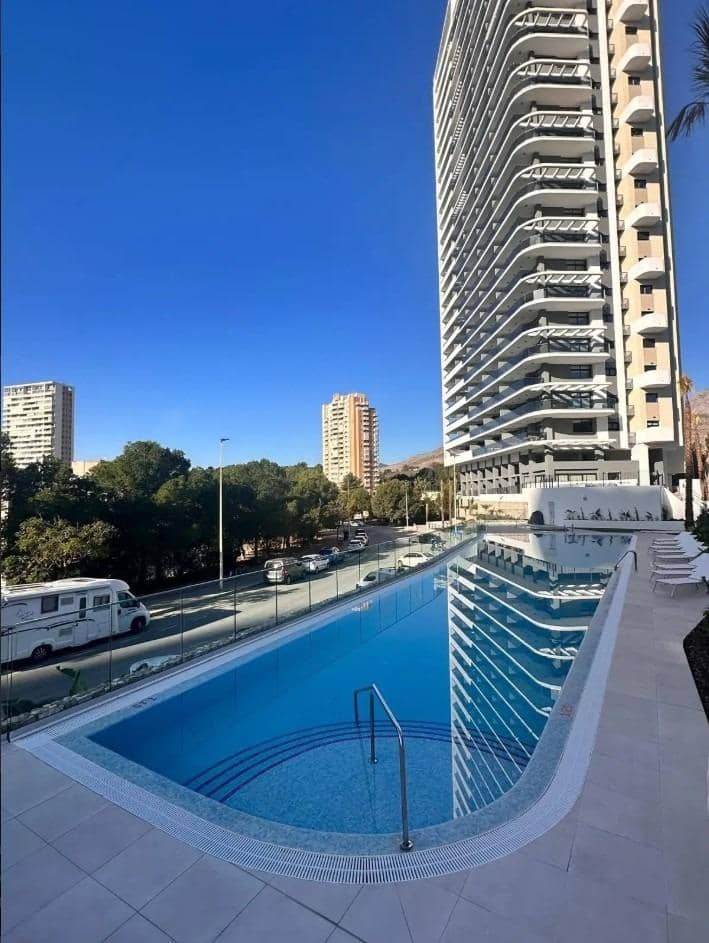 3 soveværelse Penthouse til salg i Benidorm med swimmingpool - € 799.999 (Ref: 9690899)