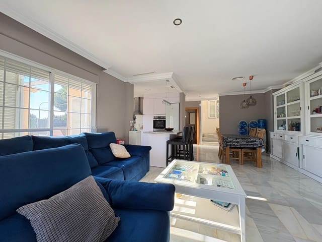 4 makuuhuone Huvila myytävänä paikassa La Nucia mukana uima-altaan - 449 000 € (Ref: 9695470)