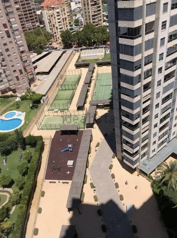 3 sypialnia Mieszkanie na sprzedaż w Benidorm z basenem garażem - 368 000 € (Ref: 9712106)