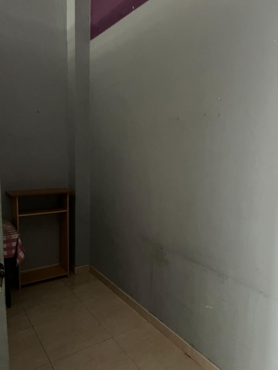 Commercial for sale in Benidorm - € 179,000 (Ref: 9712107)