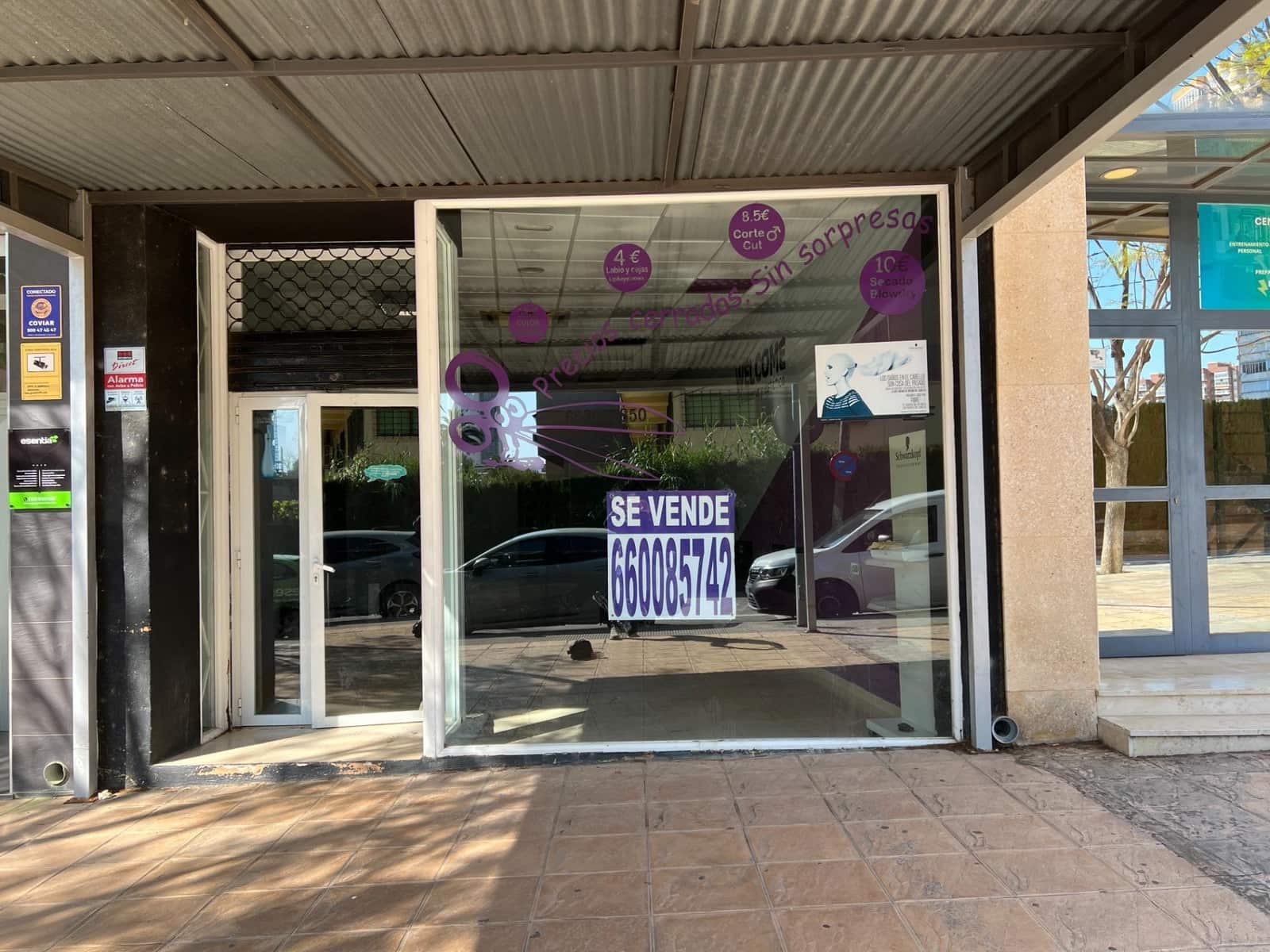 Commercial for sale in Benidorm - € 179,000 (Ref: 9712107)