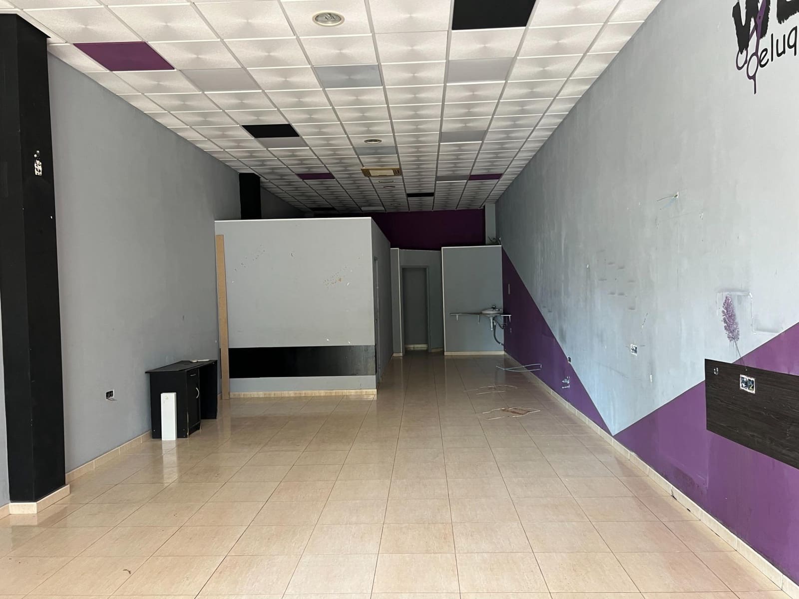 Commercial for sale in Benidorm - € 179,000 (Ref: 9712107)