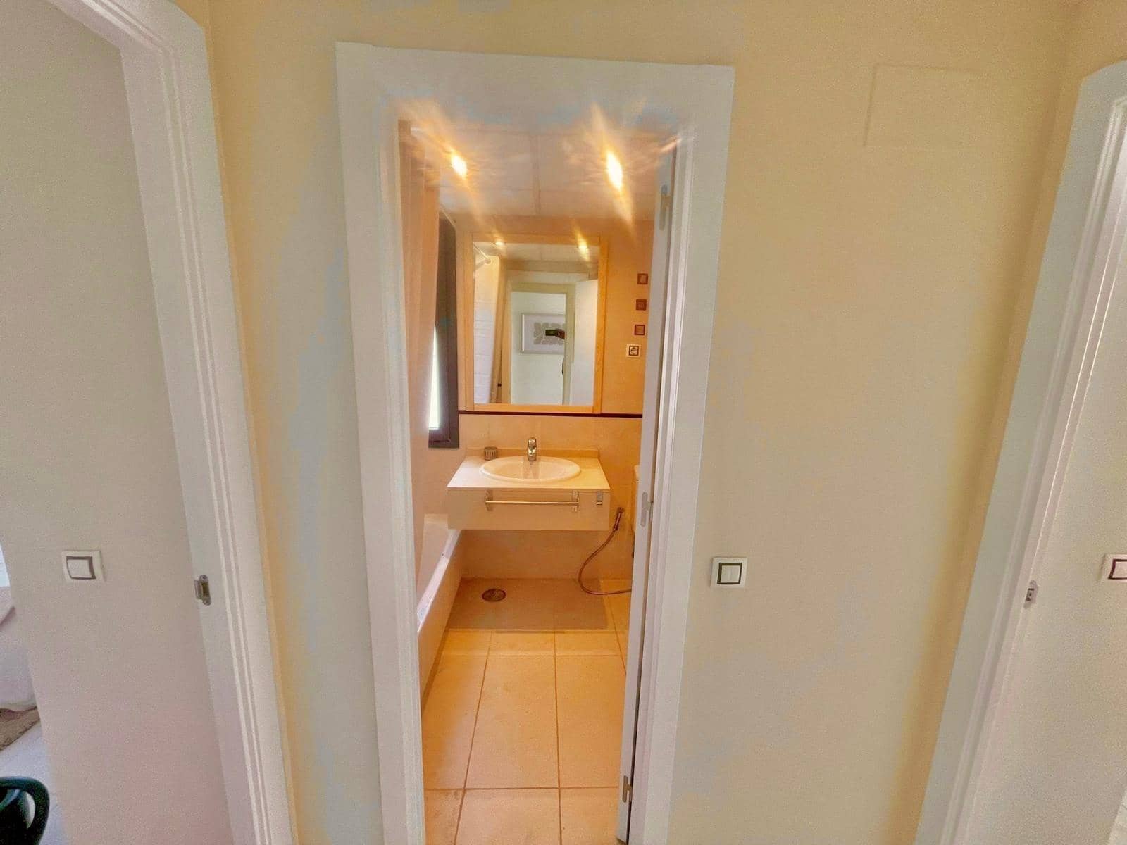 2 sypialnia Apartament na sprzedaż w Benidorm z basenem - 345 000 € (Ref: 9715028)