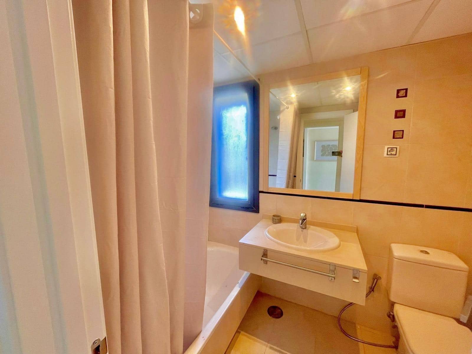 2 sypialnia Apartament na sprzedaż w Benidorm z basenem - 345 000 € (Ref: 9715028)