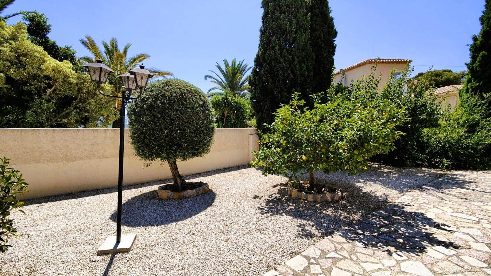 3 bedroom Villa for sale in Alfaz del Pi / L'Alfas del Pi with pool - € 530,000 (Ref: 9720100)