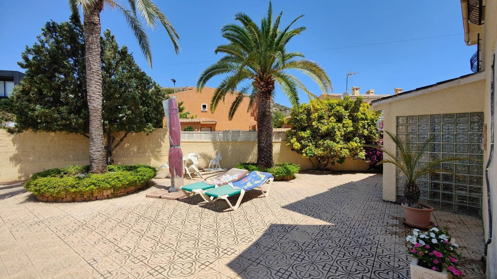 3 bedroom Villa for sale in Alfaz del Pi / L'Alfas del Pi with pool - € 530,000 (Ref: 9720100)