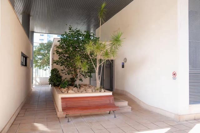 1 makuuhuone Asunto myytävänä paikassa La Villajoyosa / Vila Joiosa mukana uima-altaan 
autotalli - 240 000 € (Ref: 9720101)