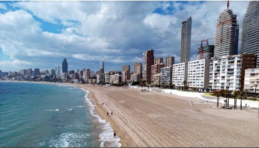 3 sypialnia Apartament na sprzedaż w Benidorm - 180 000 € (Ref: 9752152)