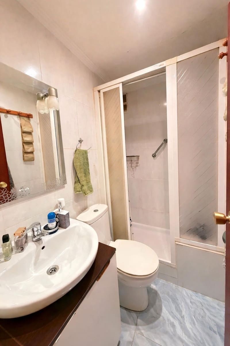 3 sypialnia Apartament na sprzedaż w Benidorm - 180 000 € (Ref: 9752152)