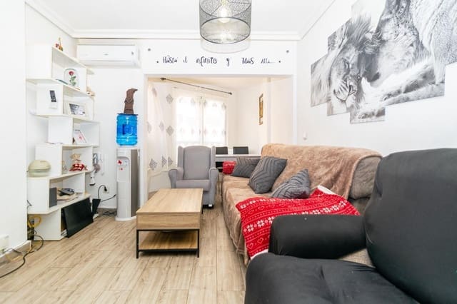 3 slaapkamer Flat te koop in Colonia Madrid, Benidorm - € 189.000 (Ref: 9755829)