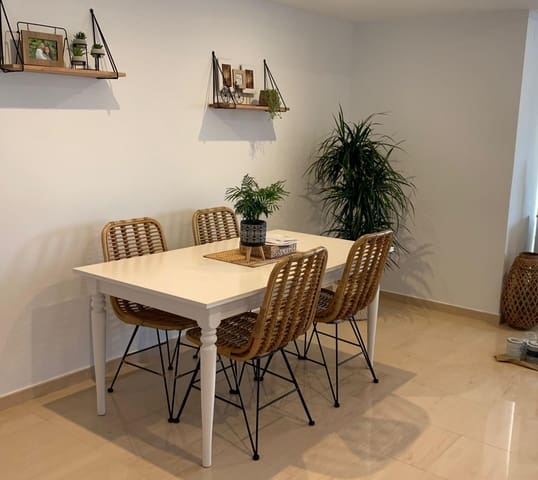 3 makuuhuone Huoneisto myytävänä paikassa Playa Poniente, Benidorm - 450 000 € (Ref: 9846550)