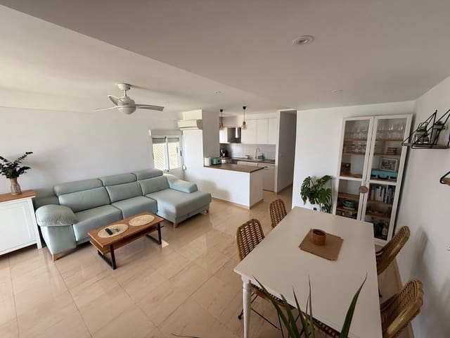 3 makuuhuone Huoneisto myytävänä paikassa Playa Poniente, Benidorm - 450 000 € (Ref: 9846550)