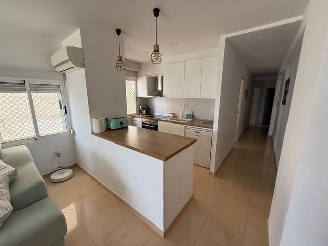 3 makuuhuone Huoneisto myytävänä paikassa Playa Poniente, Benidorm - 450 000 € (Ref: 9846550)